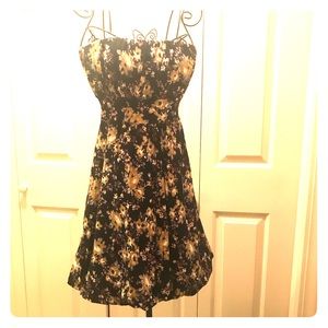 Floral print strapless dress